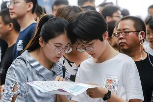 富尼耶：巴雷特交易出现后你本该查看手机是否包含自己 但我没有