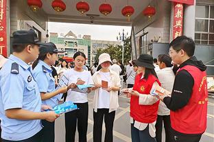 阿德利本场数据：收获米兰生涯首球，2次关键传球，评分8.5分